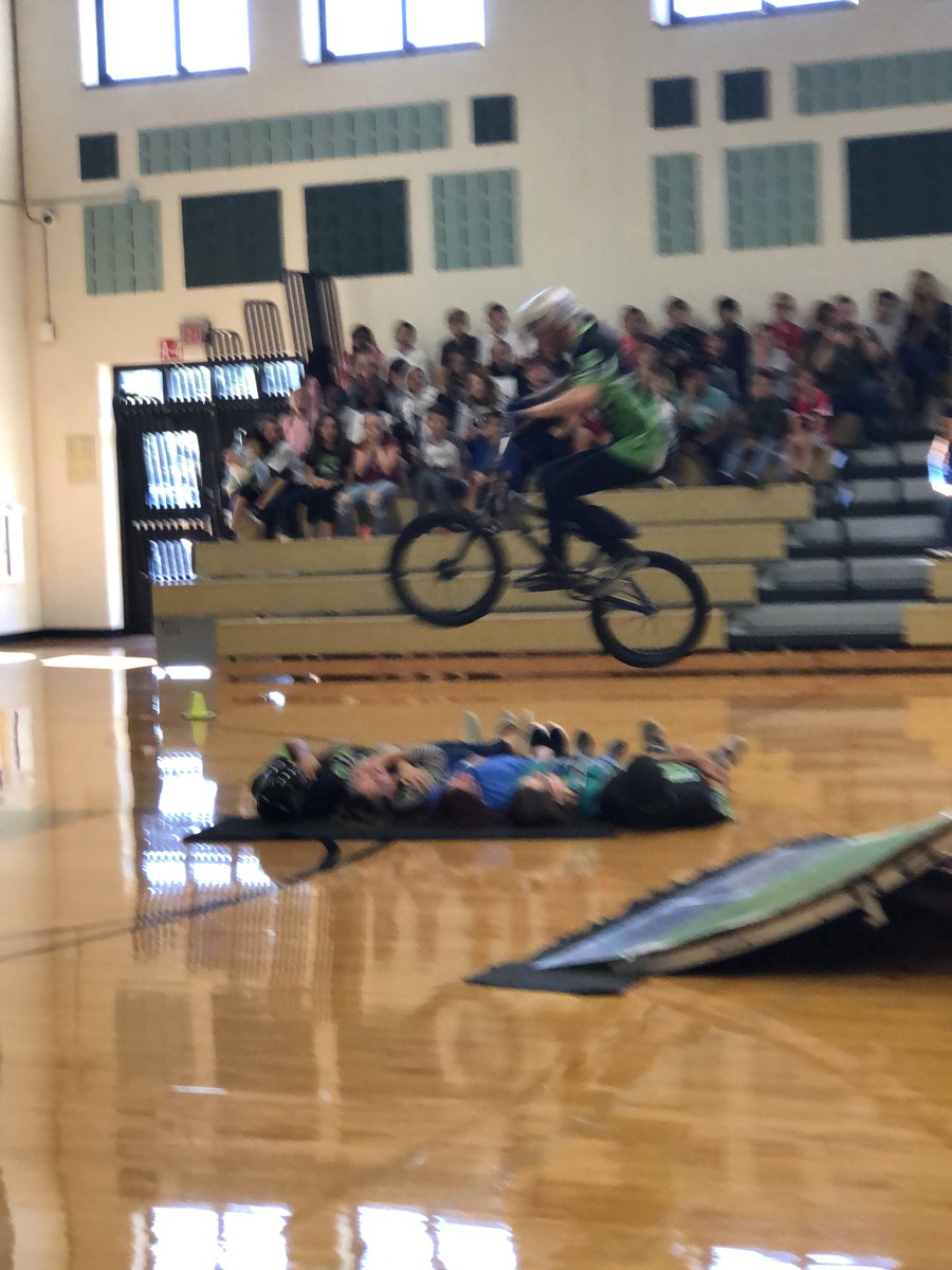 Julie Katz tweet media