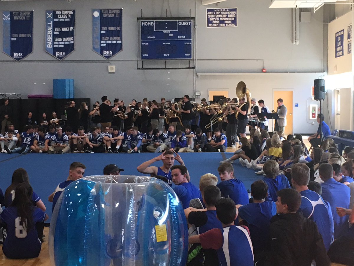 BillFurbushNH's tweet photo. PHS Homecoming Pep Rally.  Thank you to all our athletes and coaches for their hard work.  Good luck in all your games this weekend.  Pelham Proud! https://t.co/SjvKi0mqse