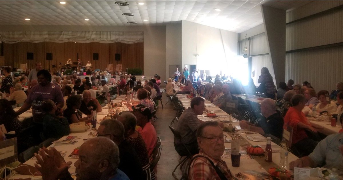 Grant Parish Senior Day: WOW over 1,000 Seniors in attendance and we thank and respect each and every one. Charlie was privileged be a speaker today. We agree with them time for a change and that change is #23 CHARLIE GREER FOR COMMISSIONER OF AGRICULTURE AND FORESTRY.