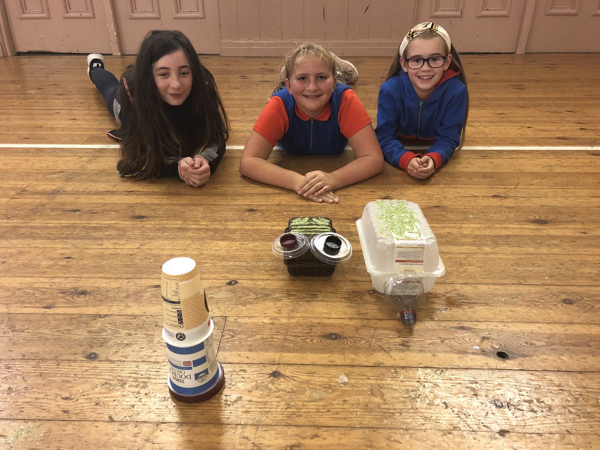 cardiffguiding's tweet photo. #girlguiding #PlasticPromise Penarth guides and rangers made their own individual promises and plastic creations. #inspiregirls #inspiregirlscardiff https://t.co/dwA5XX85yb