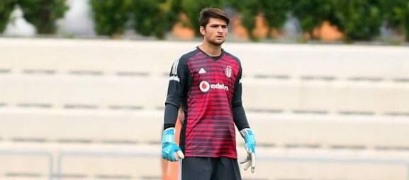 Alanyaspor maçında sahada Erdem, Kartal, Erdoğan ve Ersin’i görmek istiyorum. Kaybedeceksen böyle kaybet, kazanırsan geleceğini de kazan <a href="/Besiktas/">Beşiktaş JK</a>