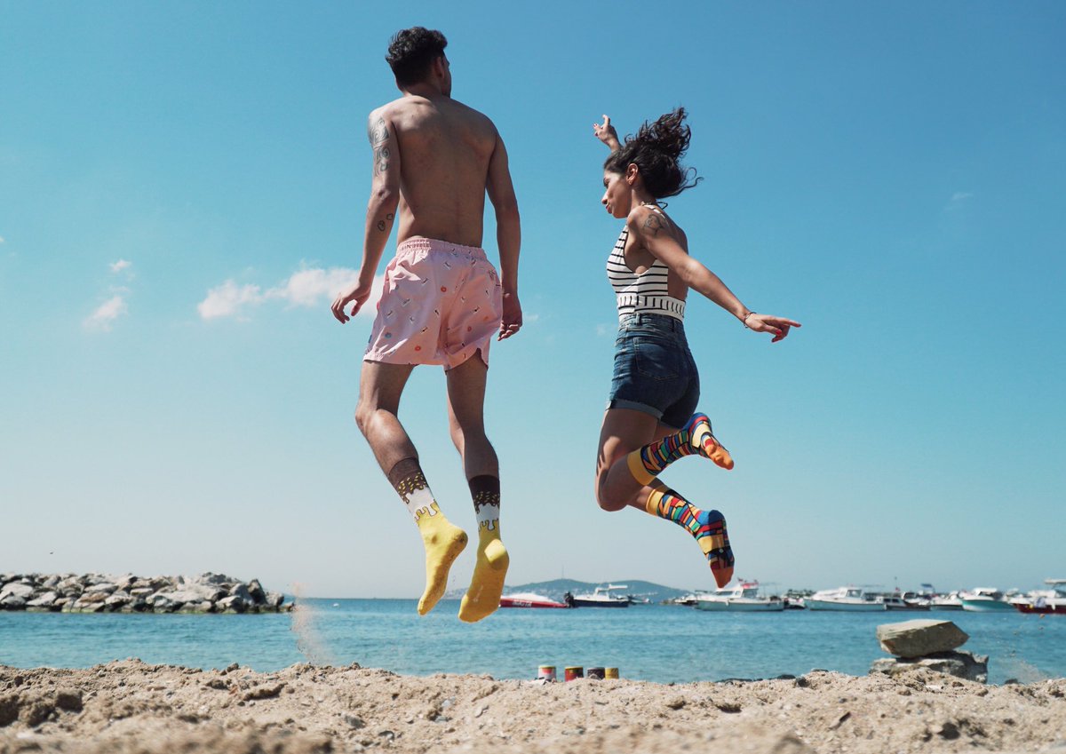 OneTwoSock's tweet image. Finally Friday, spread the joy! 🎉
#OneTwoSock #Melting #Pashazone #friyay