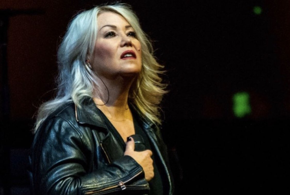 TheSciFiBard's tweet photo. 🚨 @jannarden appreciation post alert! 🚨
I APPRECIATE #TheArden!👏💪
That’s it
𝒯𝒽𝒶𝓉’𝓈 𝓉𝒽𝑒 𝓉𝓌𝑒𝑒𝓉!
#BunnyLoblaw #Jann #MidiMom
#JannArden #CandianIcon🇨🇦 #LegitSnack #JaneCarlson #WorkinMoms #GrowingTogether #CornerGasAnimated #WynonnaEarp #SnowWhiteOfTheWoods🦇🦌 https://t.co/cK0cFCNsXg