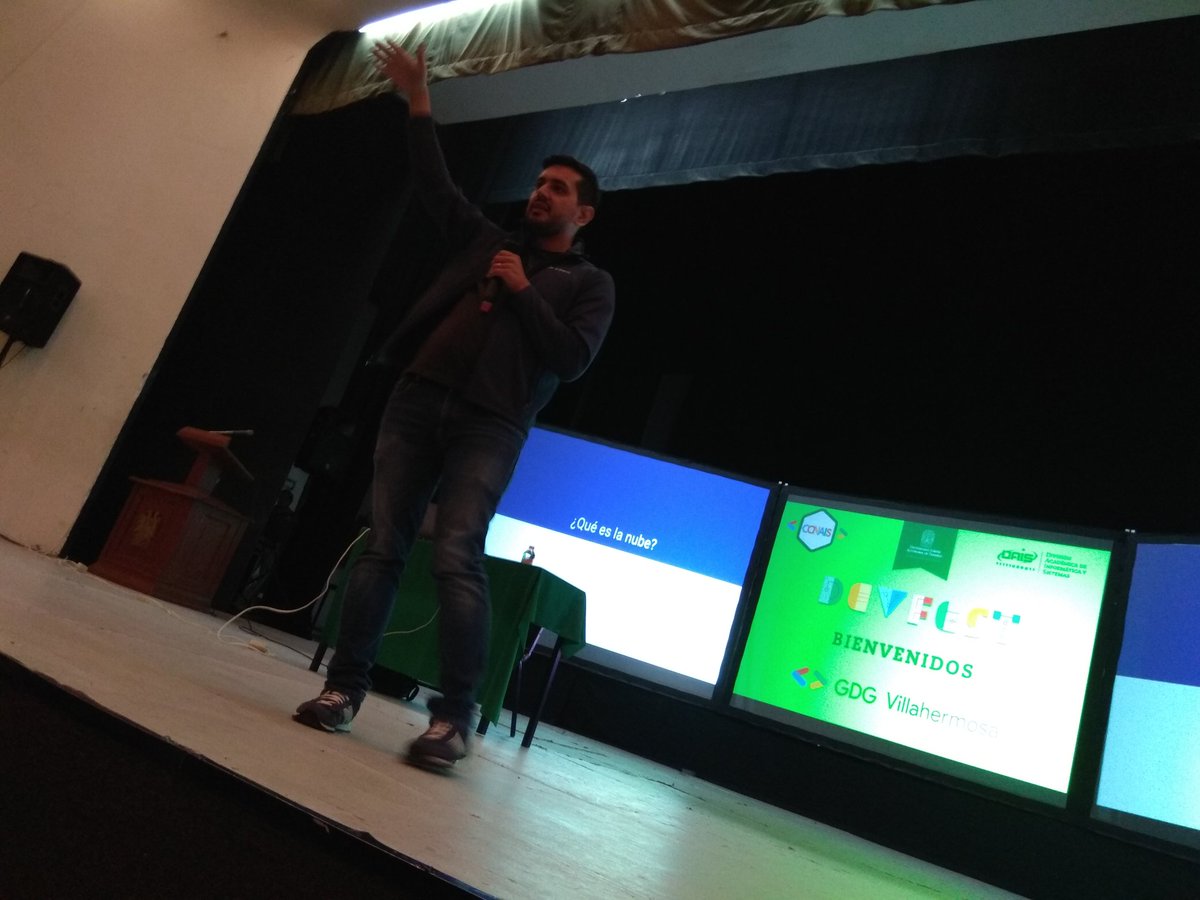 gdgvhsa's tweet image. Iniciamos la conferencia de @pablovillamx #DevFest #CONAIS Google @gdg @GoogleDevsLATAM @googledevs 

🎇🎇🎇🙌