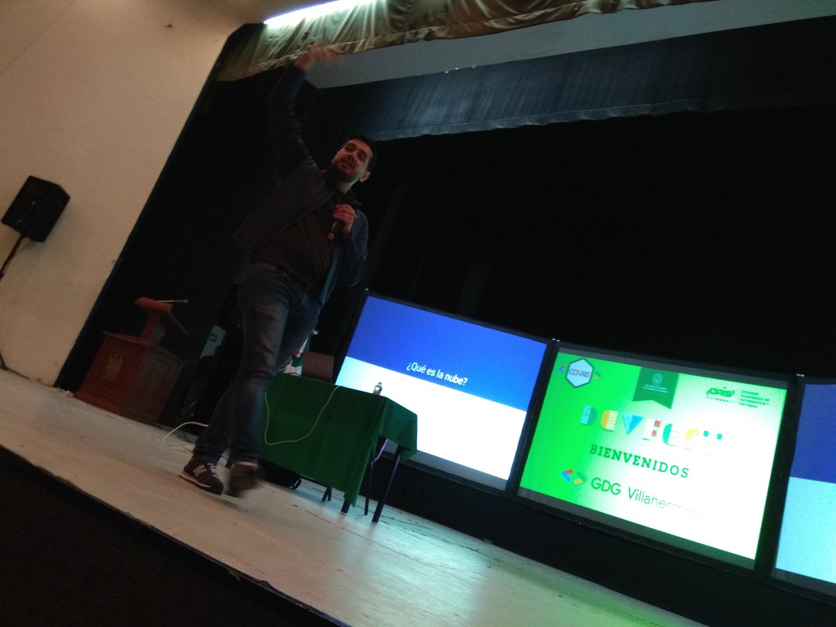 gdgvhsa's tweet image. Iniciamos la conferencia de @pablovillamx #DevFest #CONAIS Google @gdg @GoogleDevsLATAM @googledevs 

🎇🎇🎇🙌