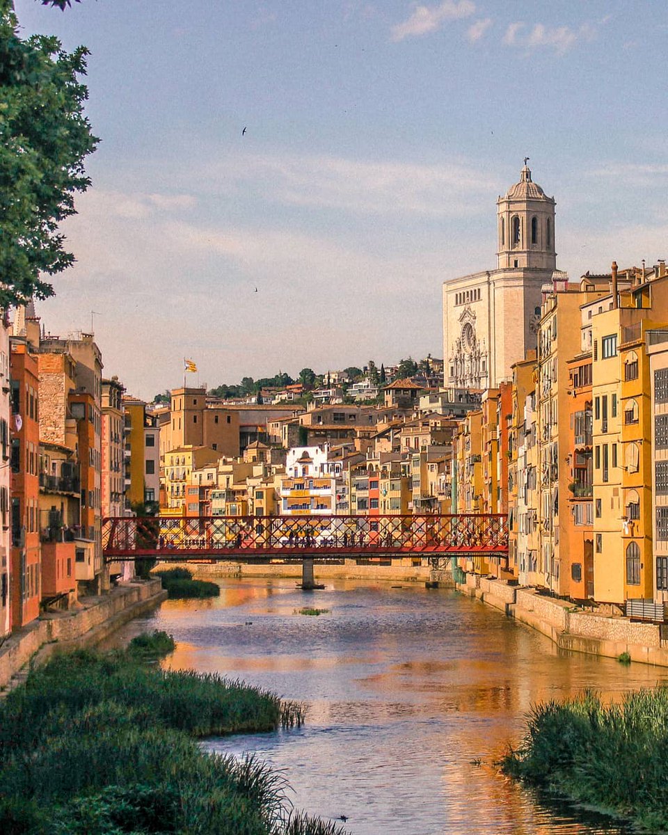 Yes. Sunsets at #Girona are as magical as they seem. Don't wait long to discover them, just 15 minutes from the #HotelCamiral. 📸 by shootwithjuan
