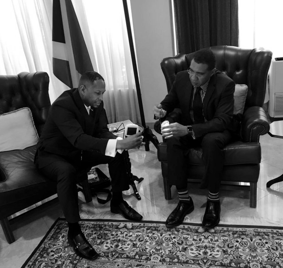 nathanielpeat's tweet photo. From @netjamaica straight to the Office of The Prime Minister for the solar scheme w/ @hope_programme @GeNNex_ #STEM youth empowerment, social investment safeguarding against #Candles #Kerosene & #DangerousFuels it hurts everytime I hear a child has died from a candle. #RunOnSun https://t.co/ZDjE8xbCjZ
