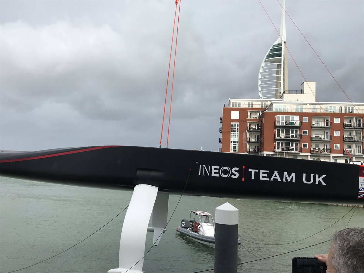 Another impressive and inspirational day for young people at @1851Trust 

Including the naming ceremony of @INEOSTEAMUK @AmericasCup @AinslieBen Challenge Race Boat ‘Britannia’

#STEM
#ThereIsNoSecond

@PortsmthNewsHub @PriorySouthsea @StephenMorganMP @Suzy_Horton @Cartledge_Ben