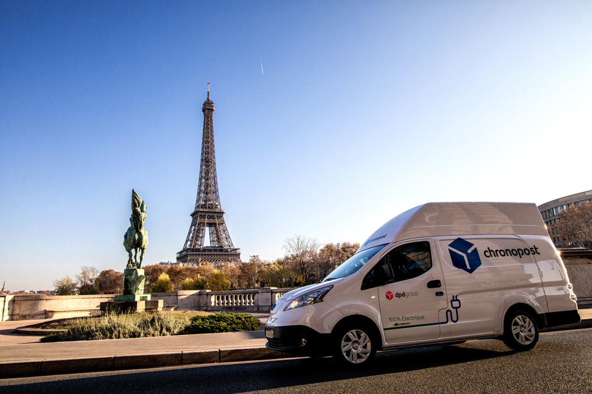 nissan env200 voltia