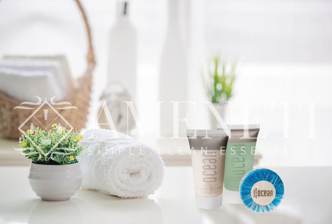 ameneti's tweet photo. Ocean Collection Travel Bath And Shower Toiletry Set
Ocean Shampoo .70 oz
Ocean Conditioner .70 oz
Ocean Body Bar 1.40 oz
#BNB #BodySets #Soap #Shampoo #Conditioner #AirBNB #Renta #Hotel #HotelAmenities #Amenities #Supplier #Travel #Tourism #Guests #BodyBar #OceanCollection https://t.co/VMU0yaMFI9
