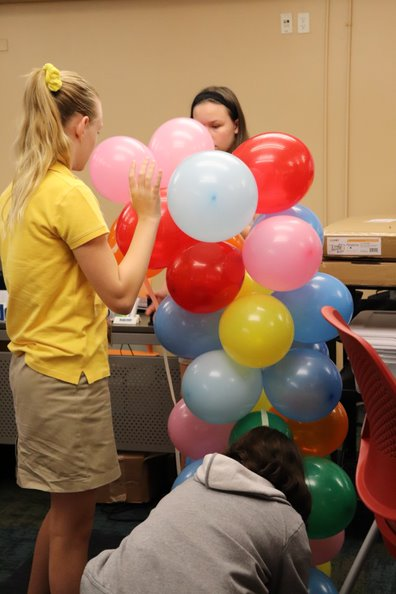 MS_MediaCenter's tweet photo. Team Building Activity: Balloon Tower-Using just one bag of balloon and masking tape, construct the tallest free standing tower withing 20 minutes. https://t.co/eDmBMOgPDd