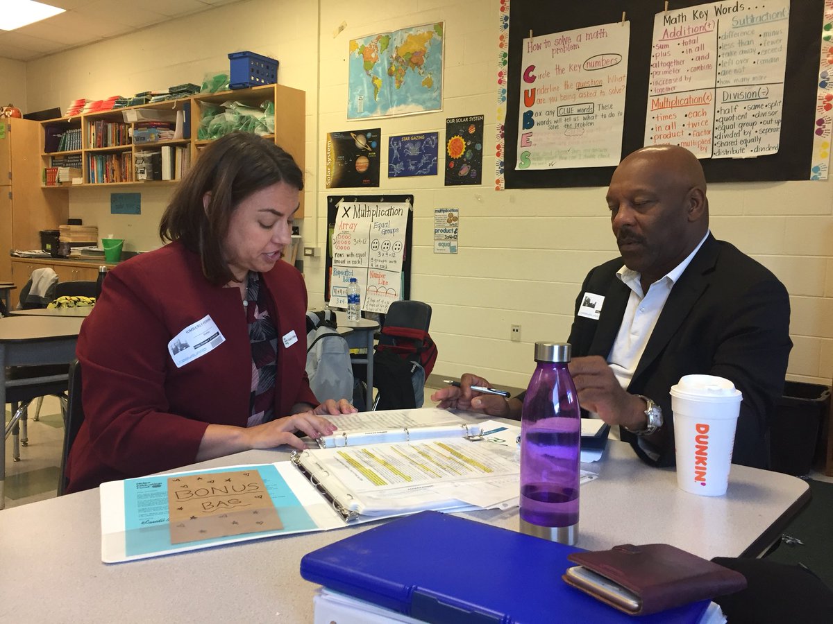 belkfoundation's tweet photo. Had a great visit today with @HelpsEducation and @ReadCLT at @MarieGDavisMGLA. Love when our Board Members join us! #committo80 @CharMeckSchools @CMSLit https://t.co/FpiV0z3Nmu