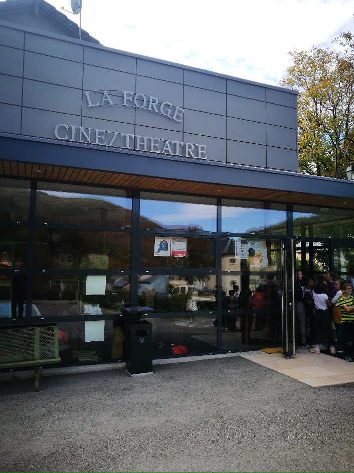 AlineRegion's tweet photo. L'@OONMLR est parti en Lozère, à Villefort  pour un concert éducatif et un tout public. 90 enfants sont venus écouter le Quatuor à cordes  et Mathilde Champroux, médiatrice culturelle de l'oonm. Gros succès ! https://t.co/crkfmQzJjk