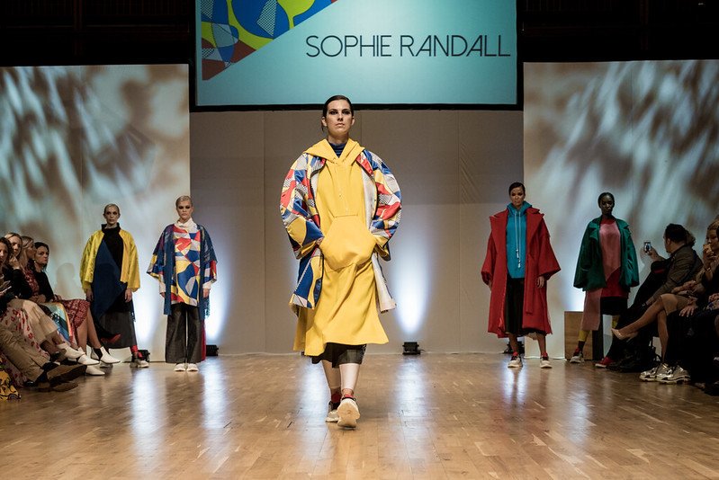 MidlandsFashion's tweet image. Happy Friday everyone! Today’s shout out is to our sustainability designer finalists @tiffstanford, Serefina Rose Thanushree Ravichandran and Kirie Lea Cussen. The event is next week so we hope everyone has tickets! bit.ly/MFATickets #events #midlands #fashionshow #fashion