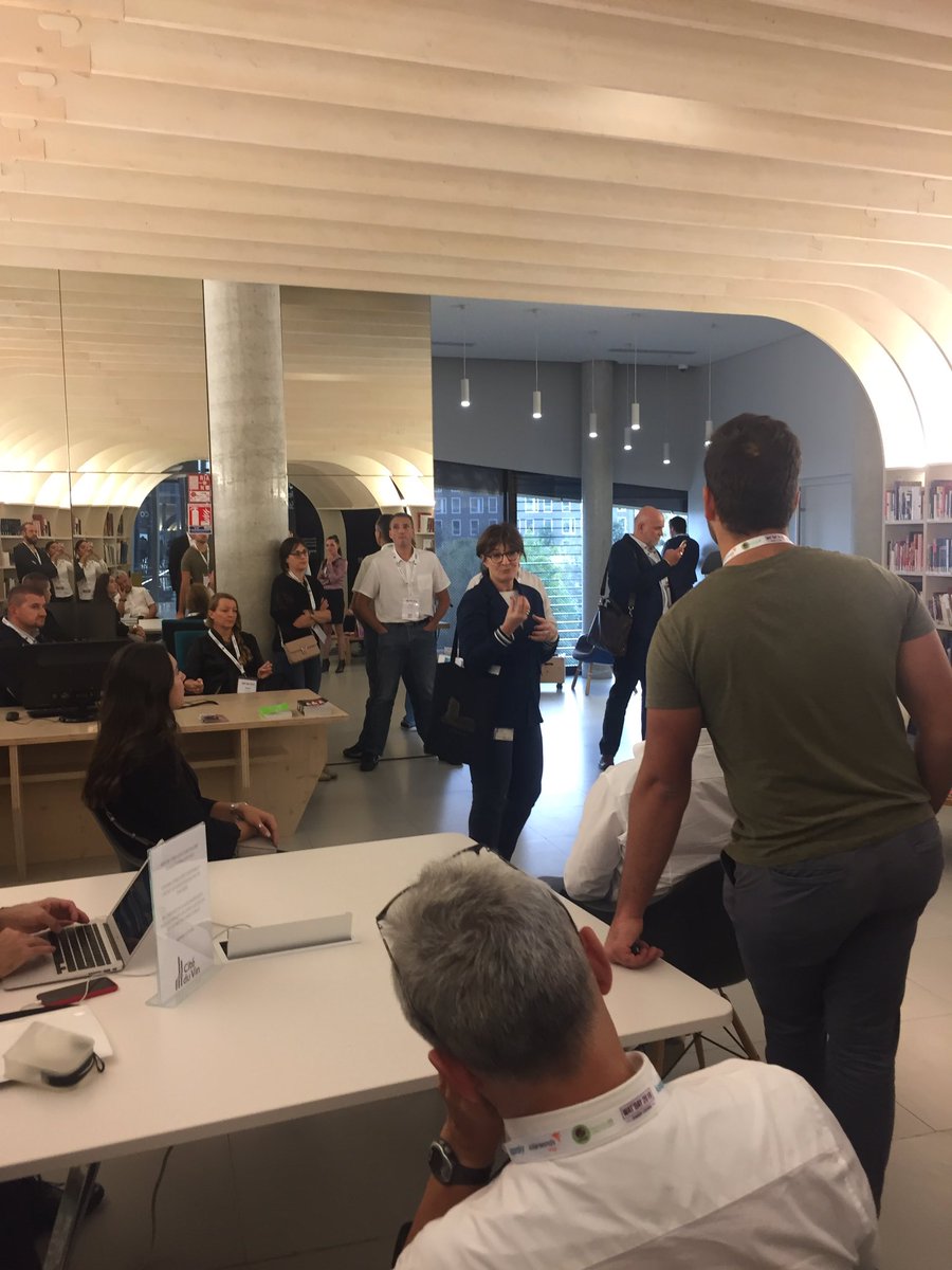 watsoft_com's tweet photo. Maintenant place à la visite de la Cité du Vin! Découvrez l’histoire de ce lieu culturel et unique #CiteDuVin #culture #vin #watday https://t.co/potWbHWCQK