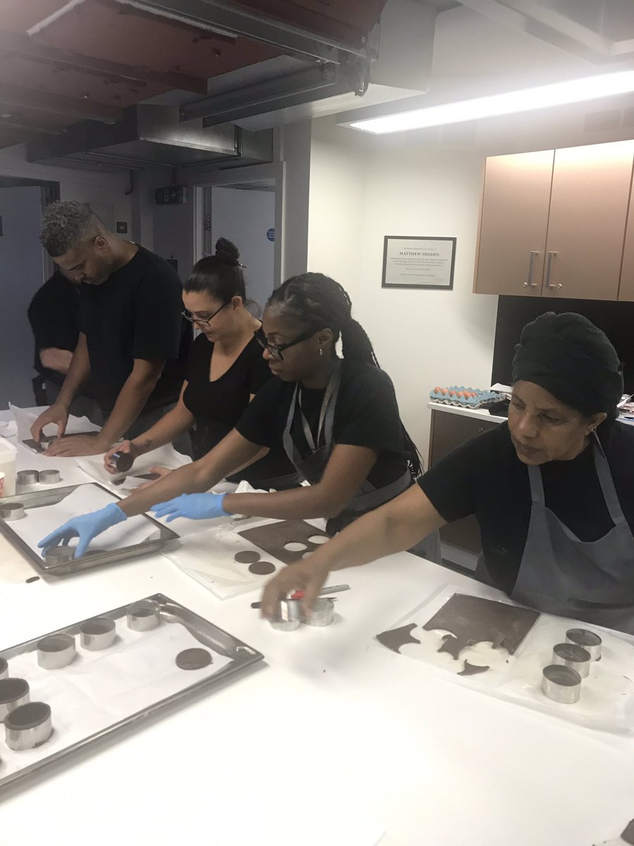 ChefLeonS1's tweet photo. A massive thank you to @audreybonnafous for running a training session for our @BeyondBrigade apprentices. They really enjoyed your lesson and learned some valuable skills. Tour passion and knowledge for pastry is amazing. @BaxterStorey @chefsimonboyle https://t.co/PLRQVEK2gZ