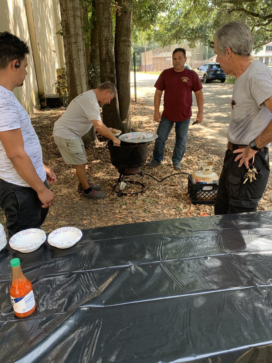 Thank You Eddie    One of our Great  Pro’s wanted to do something special for all our associates as a way to say Thank You for their service.  We are Blessed  to have Great Customers at the Mighty Kenner.