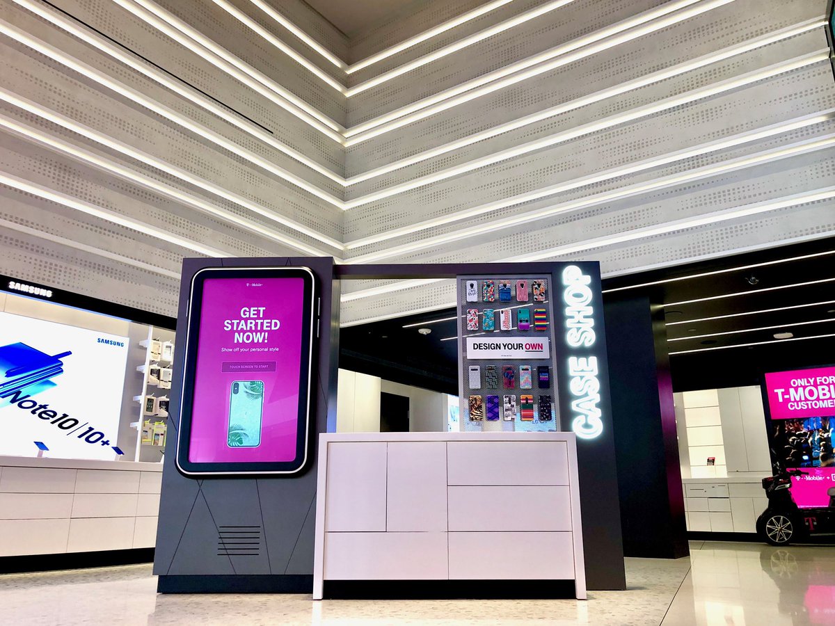 TMOSouthBeach's tweet photo. We empower you to #BeYou & to express yourself through the cases you put on your phone. Come pick up your custom case by visiting @TMOSouthBeach & show the world who you really are. ๐ #TheCaseShop https://t.co/krHI66dZMu