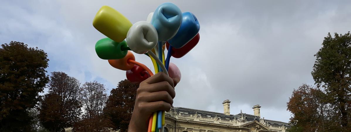 "Un cadeau, ça s'accepte" : le "Bouquet de Tulipes" de Jeff Koons a trouvé sa place dans les jardins des Champs-Élysées

francetvinfo.fr/economie/emplo…