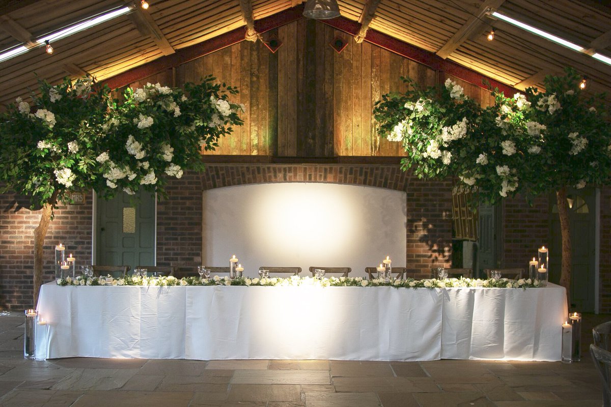 Pair these beautiful canopy trees with our foliage tree centrepieces to complete the perfect look. 

#treecentrepieces #venuedressing #wedding #weddingdressing #toptable #toptablestyling #cheshireweddings #cheshireevents #weddingvenuescheshire #greenerywedding #owenhousebarn