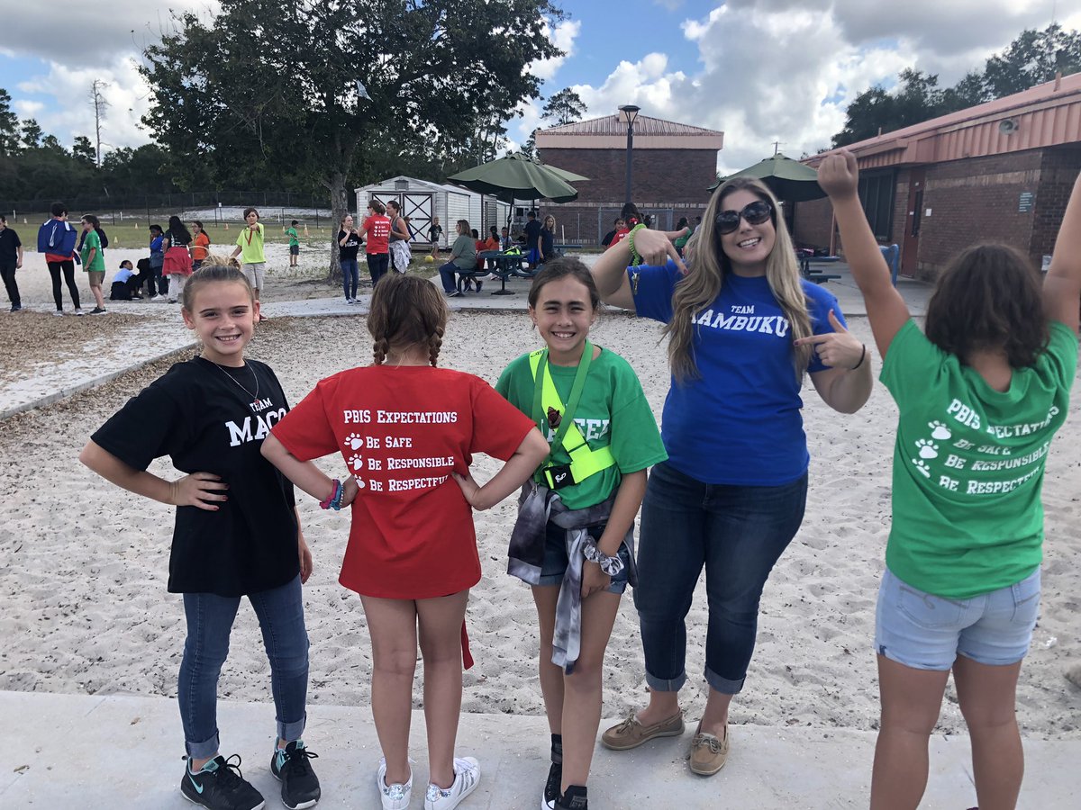 TimbercrestElem's tweet photo. Our house shirts ❤️🖤💚💙 are all over campus today! Love the support for Macon, Harimau, Shabeel and Kambuku WITH our @flpbis expectations! @ronclarkacademy @mrronclark_ Welcome to our houses! https://t.co/vzRUakEoWI