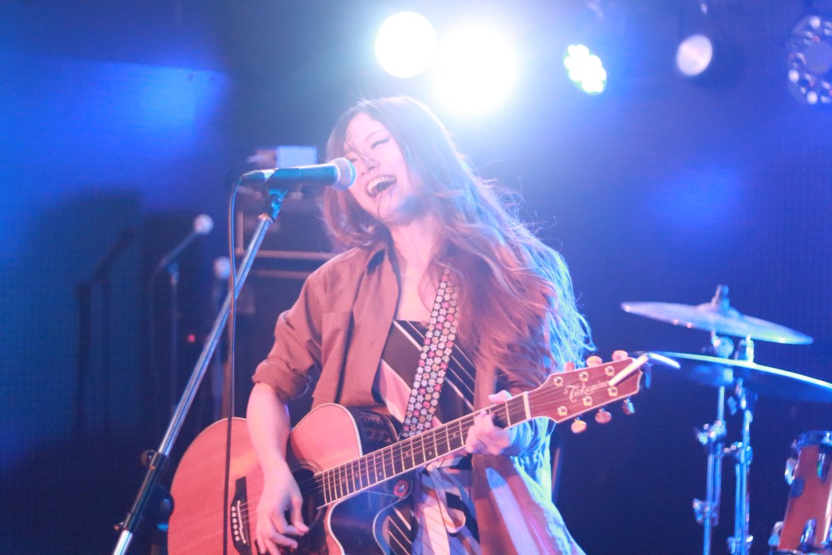 yuta_01_28's tweet photo. Miranda Otsujiワンマンライヴ応援企画
in心斎橋JUZA
Miranda Otsujiさん
セットリスト
才能よ開花せよ
NEGATIVE
DICE
朝までHAPPY NIGHT
en
ハイスピードドラッグ
最高のステージ、最高の笑顔と歌声をありがとうございました(*´∀`)
#ミランダ大辻
@mirandaotsuji
#beforeshowtime https://t.co/6em0KQoIBA