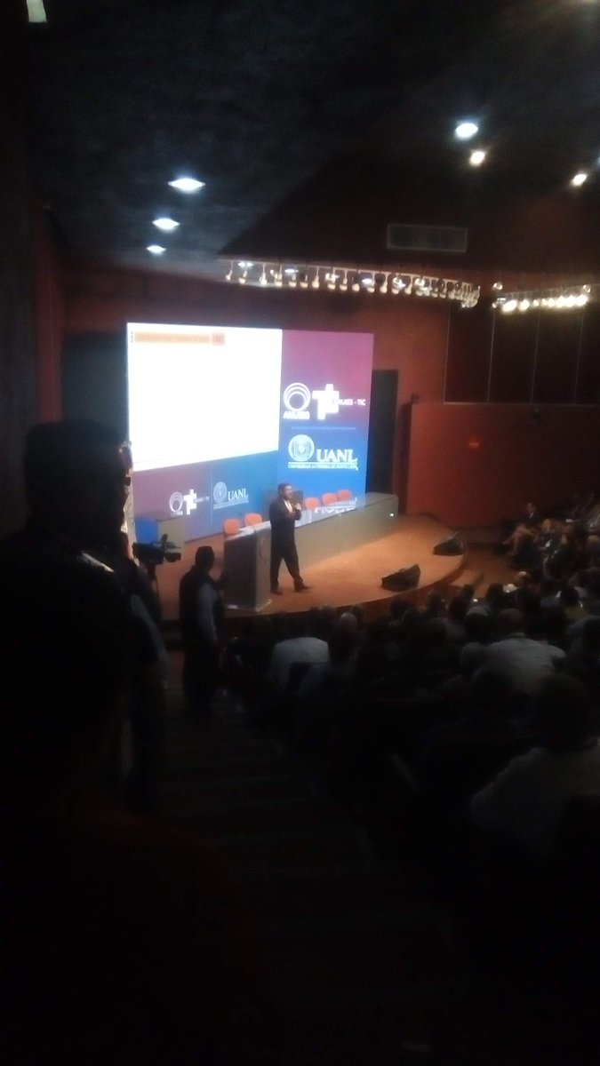 SYSARTEC's tweet photo. Cómo la Cuarta Revolución Industrial modificará la forma en que vivimos, trabajamos y nos relacionamos fue lo que compartió el Mtro. @RogelioGzaUANL Rector de la UANL en la conferencia Impacto de la Industria 4.0 en los Profesionistas del Futuro en la @anuiestic 2019 #Sysartec https://t.co/GV5HUA3oMA