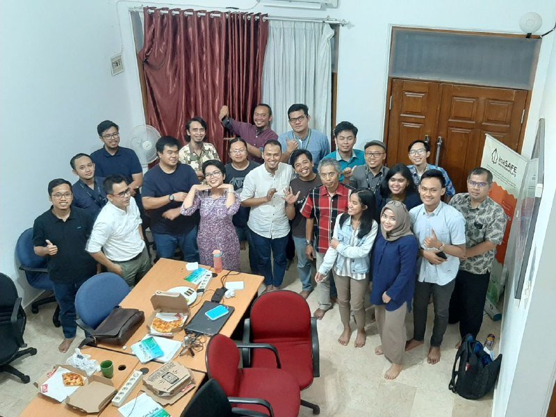 osgeoid's tweet photo. Photos from the 1st Meetup of OSGEO-ID https://t.co/f0qJdt1M2v
