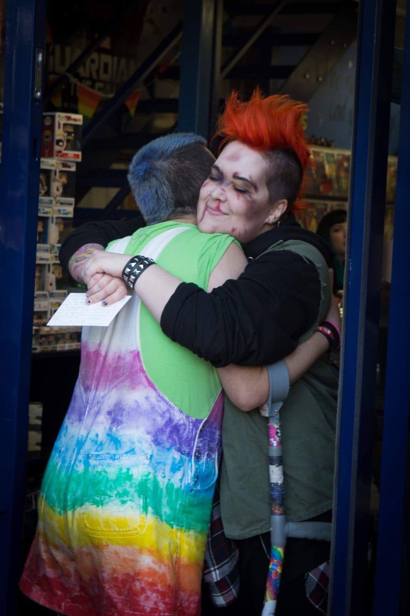 DarkSideComicUK's tweet photo. Hugs make the world go round 🌈 
📸: Sarah Ringsell
• • •
#hugs #6yearsofdarkside #darksidecomicsfamily #queer #love #friendship #chelmsford #essex #community https://t.co/v7Lpvpk1Di