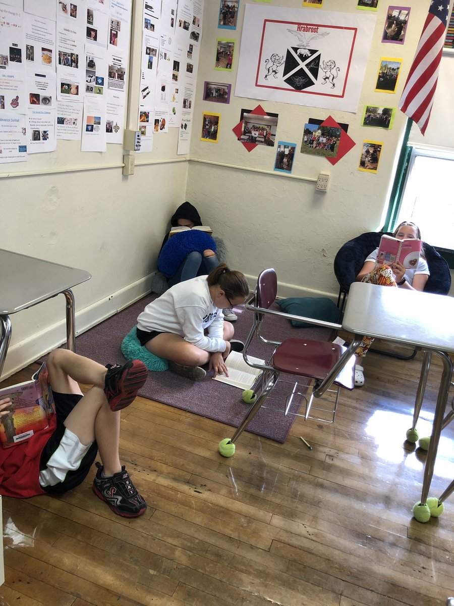 Students are enjoying all of the new flexible seating options in our classroom during “Unplugged” reading time #VB1team #VBexperience