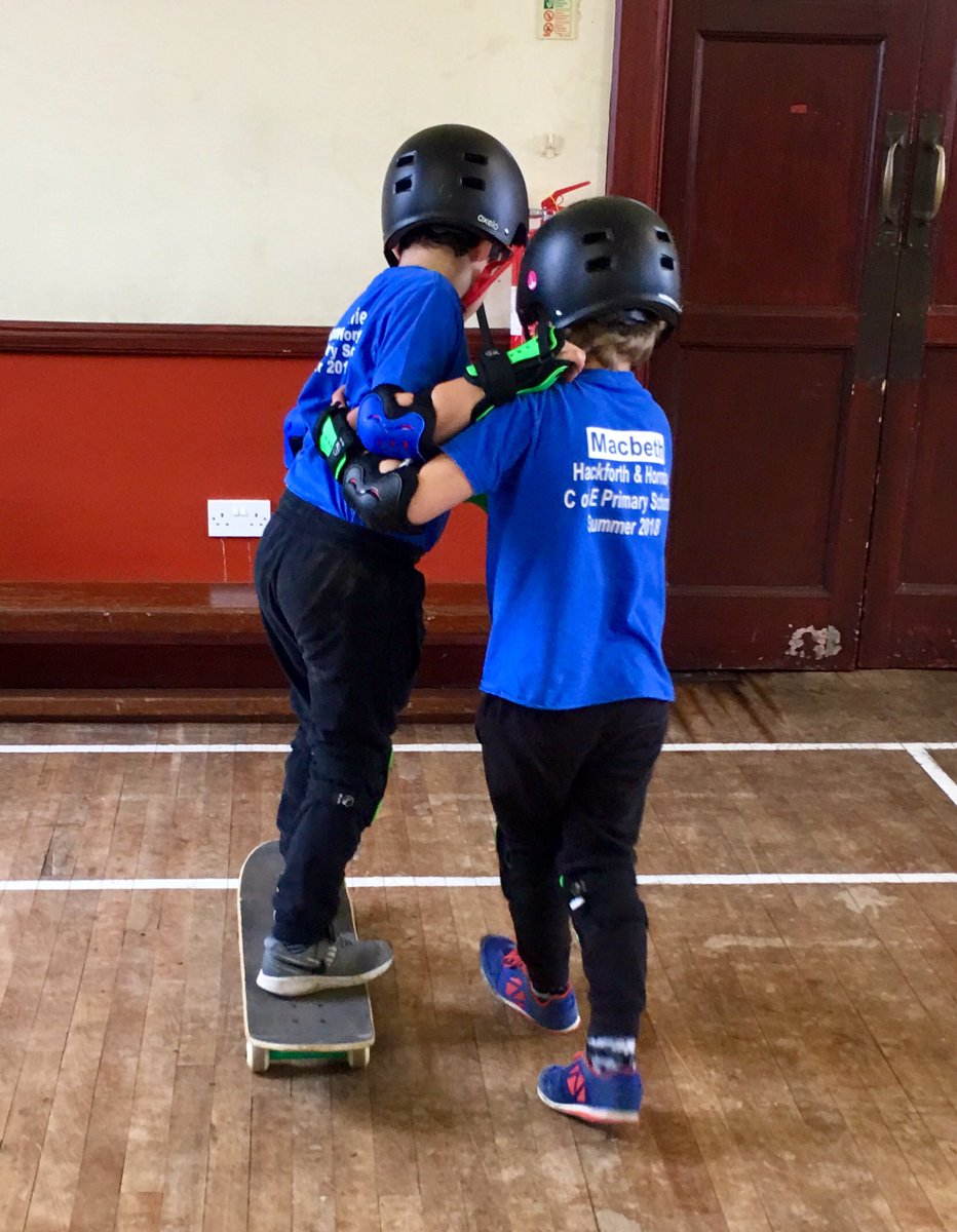 hackforthschool's tweet photo. Just a wonderful day with Lauren & John @outdooredco #primaryPE #Curriculumchallenge #mixedageteaching #wellbeing https://t.co/kgReffdTcr