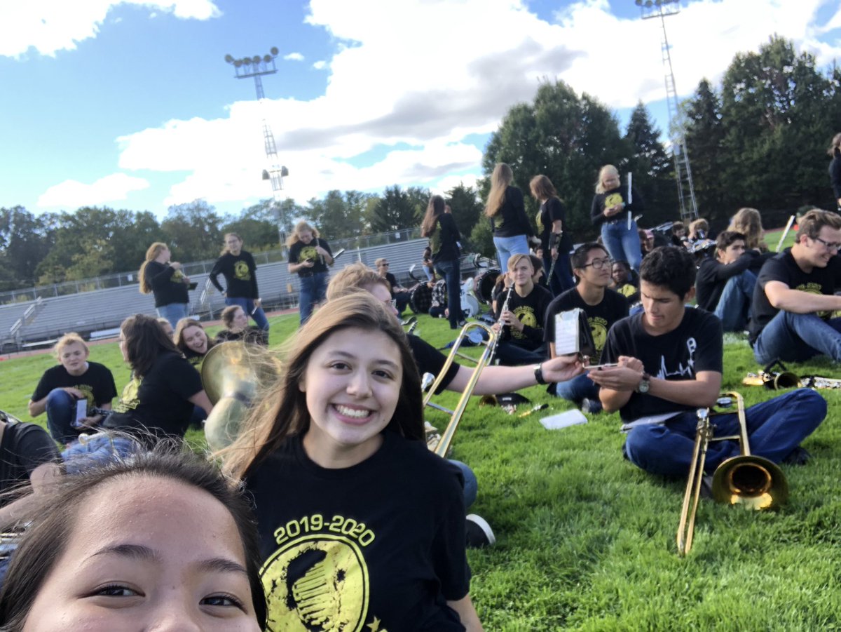 band_ehs's tweet photo. getting ready for the pep rally!! 💛🎶💚 #eastpennpep https://t.co/2CxK9GEcvc