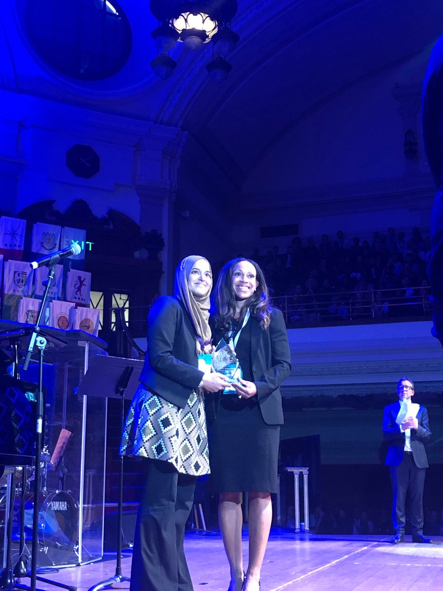 JulieK_Jackson's tweet photo. It was an honor to present the Teacher of the Year award for secondary school at the #arkteachersummit. Teachers make the difference. #arkjourney 
@ArkSchools https://t.co/fR06U5kM7R