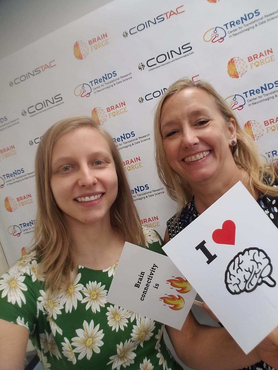 CenterTrends's tweet photo. Who else took a pic at our selfie station? #TReNDSGO https://t.co/4shvJTOzvj