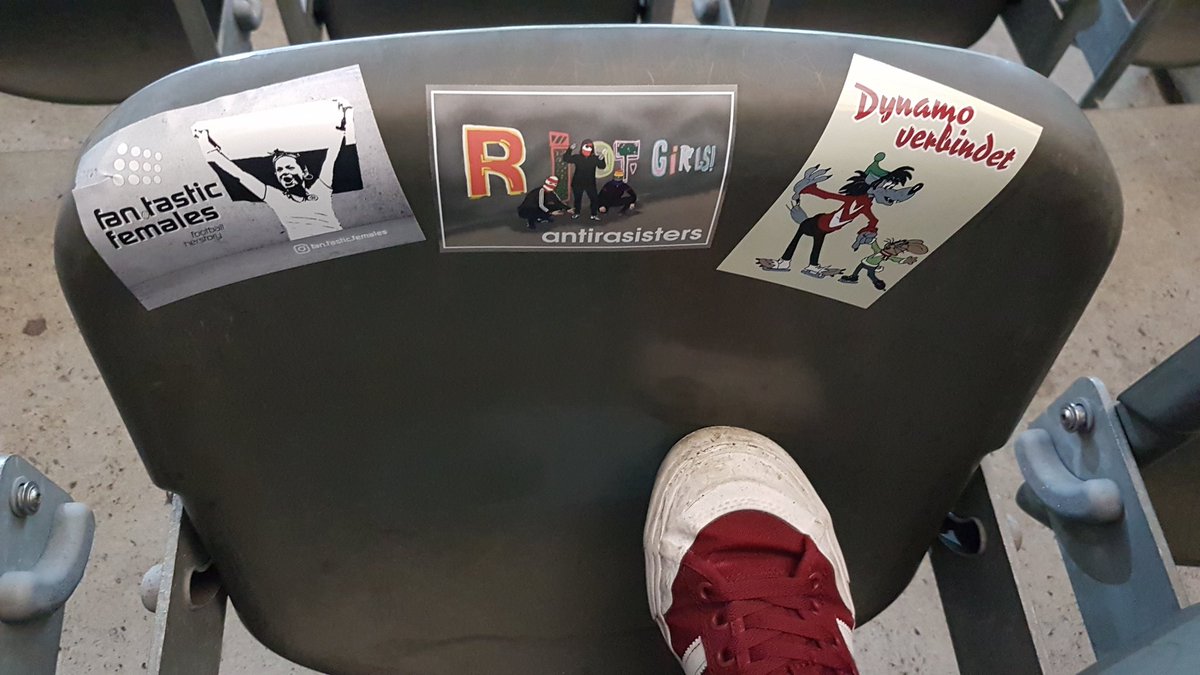 Medienfreundin's tweet photo. #FanTasticFemales #StickersOnTour 
#F95 #Awaydays #BSCF95 https://t.co/4AsYdNeXb5