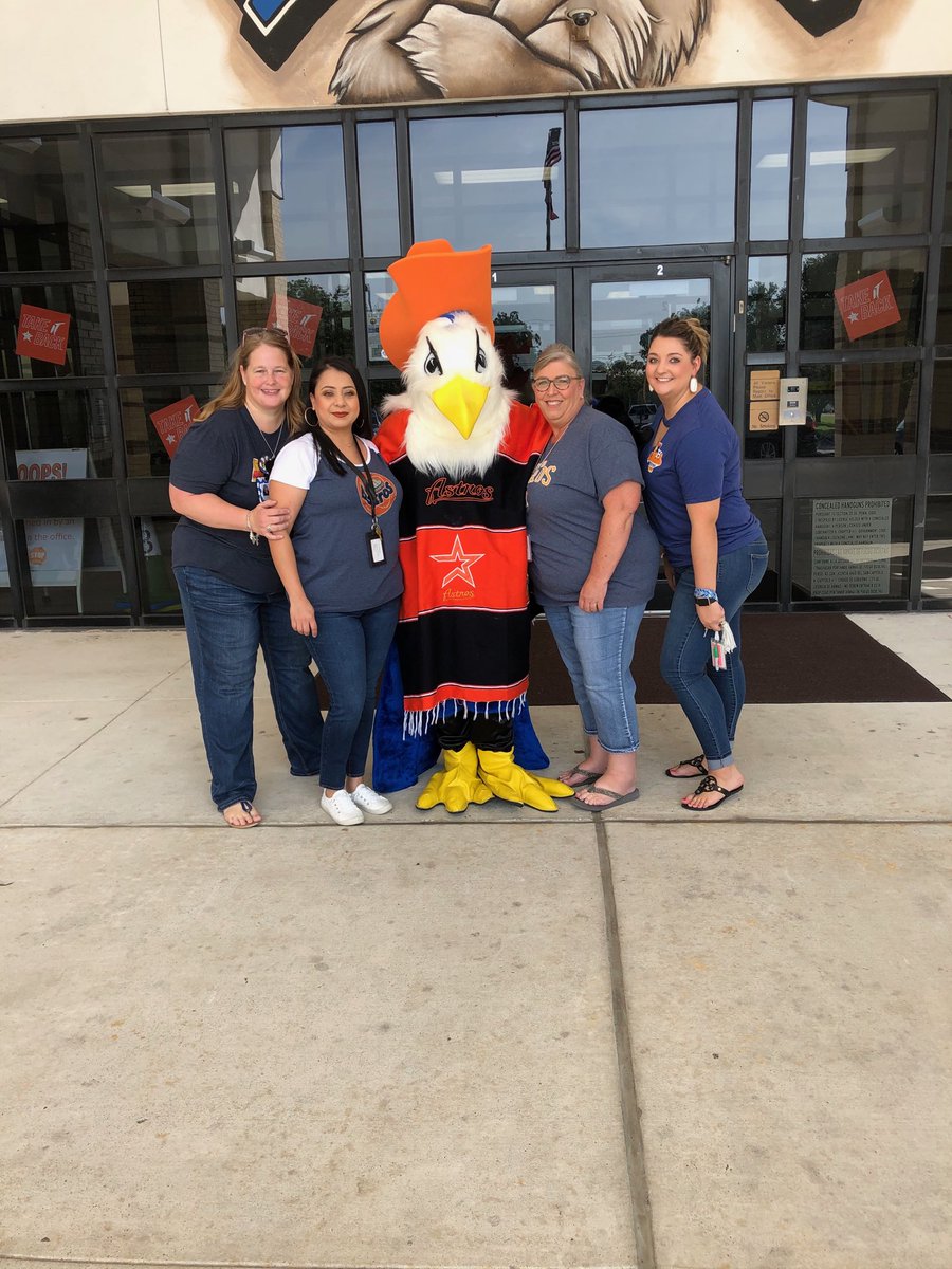 hiehawk's tweet photo. ⁦@hi_hawks⁩  office staff and mascot showing off their #AstroSpirit! Our Hawks are saying Go ⁦@astros⁩!! We all believe in you! ⁦@CovestroBaytown⁩ https://t.co/Y18ixZbmib