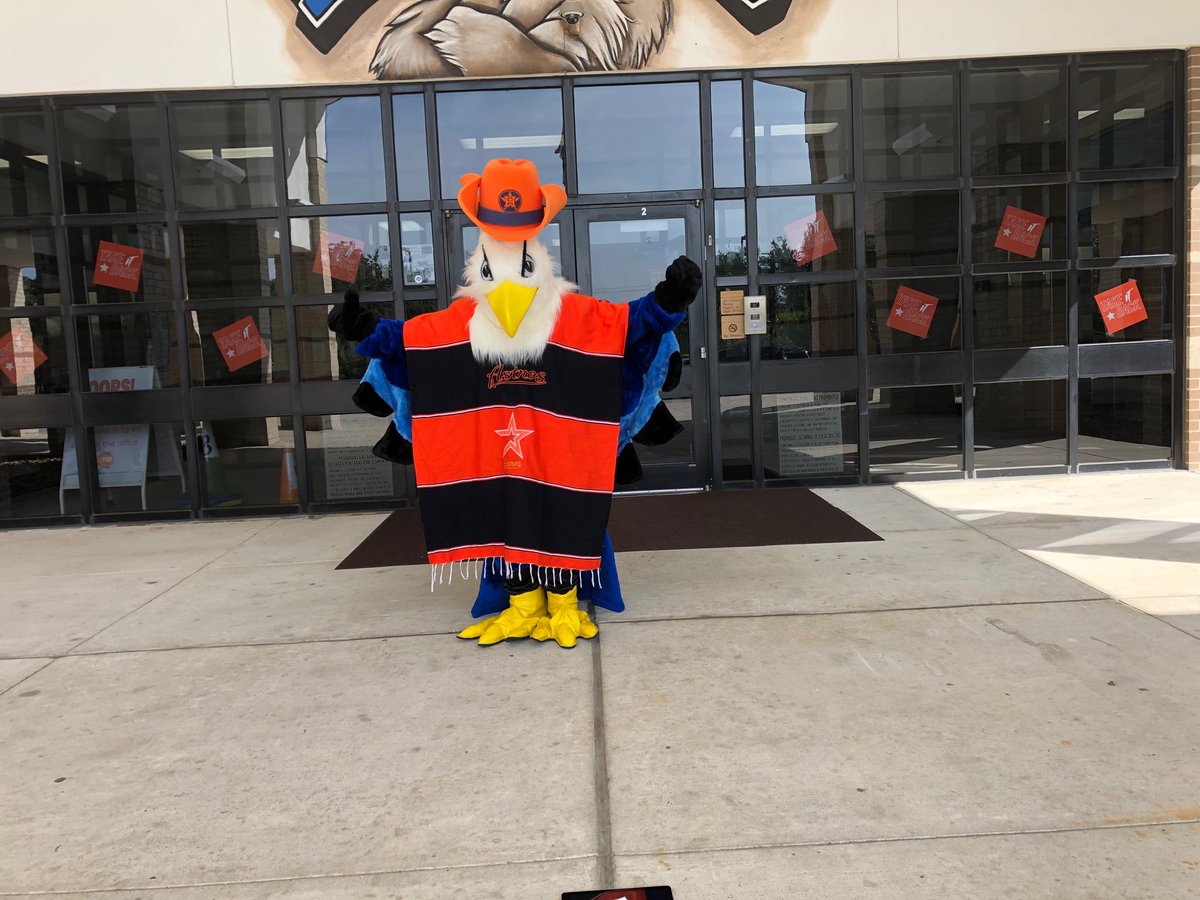 hiehawk's tweet photo. ⁦@hi_hawks⁩  office staff and mascot showing off their #AstroSpirit! Our Hawks are saying Go ⁦@astros⁩!! We all believe in you! ⁦@CovestroBaytown⁩ https://t.co/Y18ixZbmib