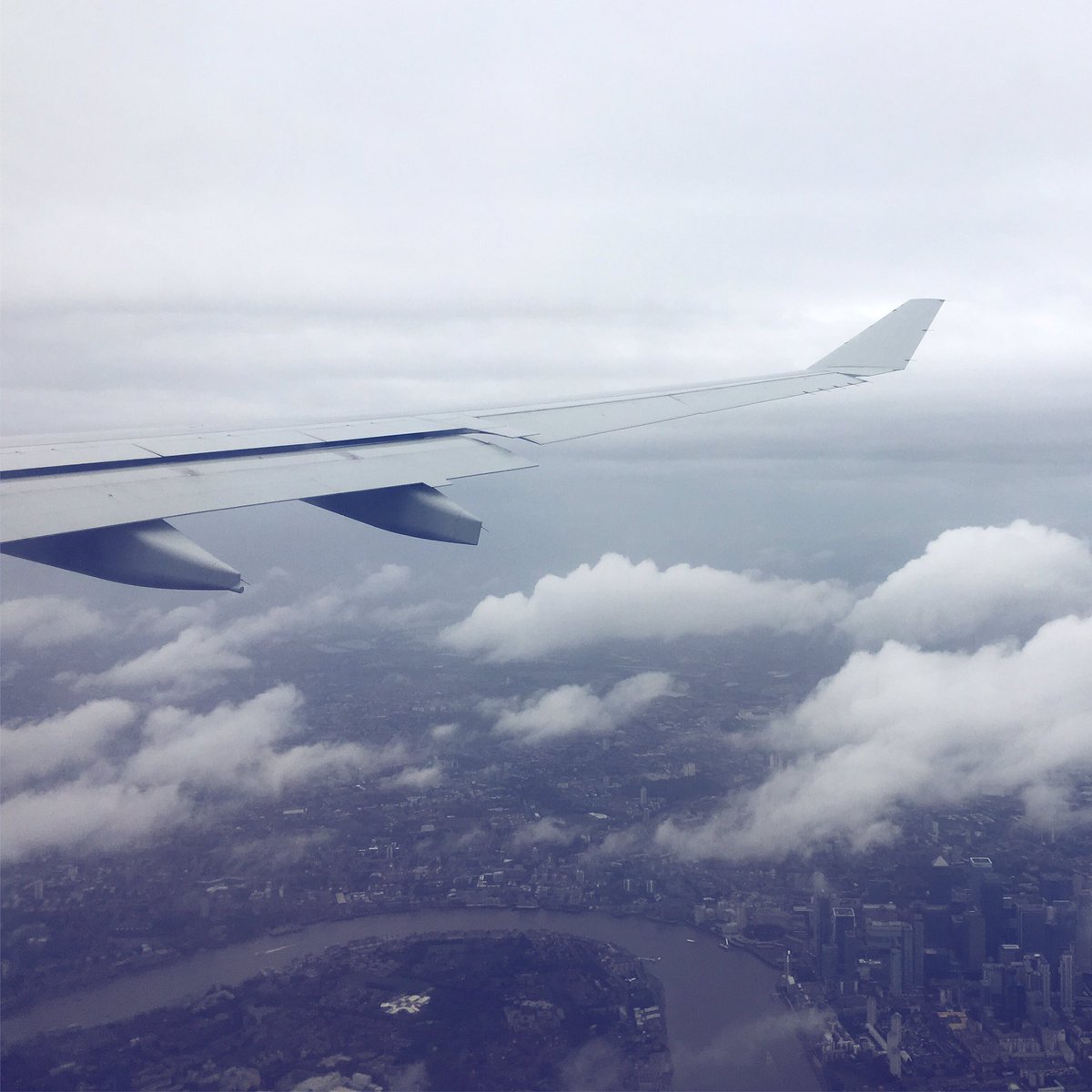 castcambridge's tweet photo. Well, we’re back in good ol England! Our cast and crew have a few days off before prep starts for the @adctheatre home run, and the rest is very well deserved. See you all soon! 🎉
https://t.co/tA2djNYjSy #cast2019 #cambridgeamericanstagetour https://t.co/Vv3IXwn3y3
