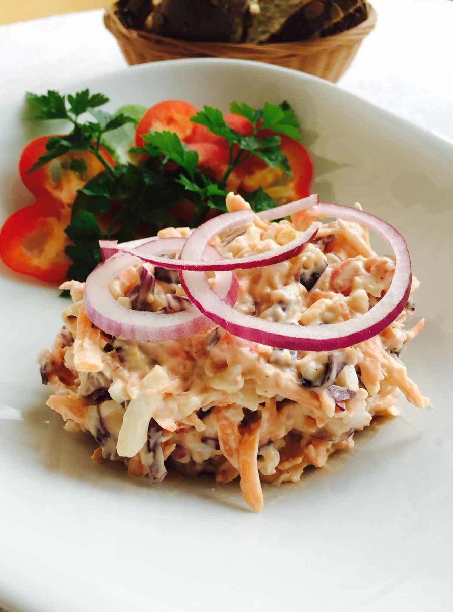 Recipleaser's tweet photo. Red cabbage, carrot and egg coleslaw https://t.co/t3yzx1N5G5 New on Recipleaser #Recipleaser https://t.co/HDTo3fD1BS