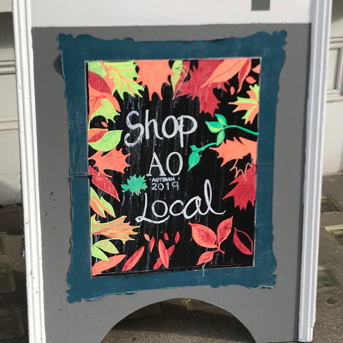 AbigailsBead's tweet image. Brand new autumn jewellery collections featuring Ruby, Lapis Lazuli &amp;amp; Sterling Silver is now available exclusively at @AllOriginalEali in Ealing! Come down and check out new one-off designs locally handcrafted! #handcrafted #oneoffdesigns #gemstone #jewellery #shoplocal