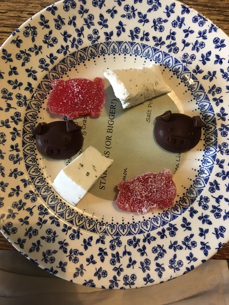 Libby Hogg tweet media