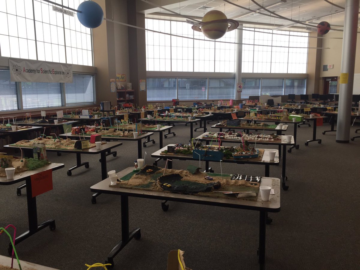 sgrace_ase's tweet photo. Let the judging begin!! 🤞🏼🤞🏼🤞🏼@ElizabethFagen @USABMXSTEM @HumbleISD_ASE @AmandaPrice001 @DanielA28767366  The students worked so hard on their projects and it shows!! https://t.co/wojNkZpG2H