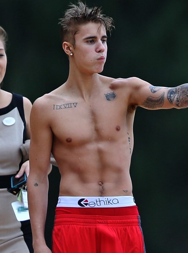 Justin Bieber Bulge