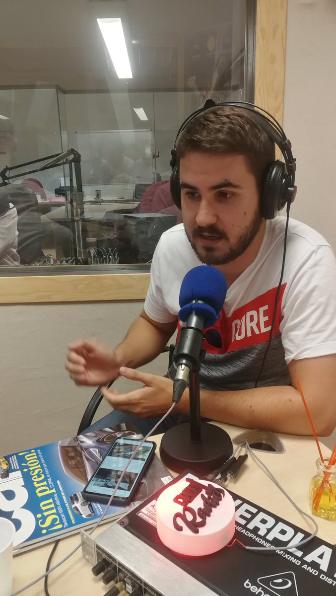 AutoFmRadio's tweet photo. .@Davidnavallica nos acerca la nueva gama híbrida de @audispain https://t.co/DlwsnwaTdV