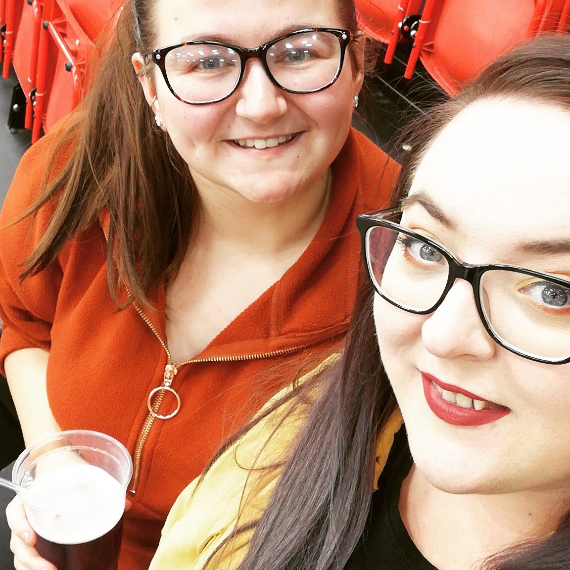 MickiThatsMe's tweet photo. @RidersBball #bestseatinthehouse https://t.co/Z4Yak4jaEY