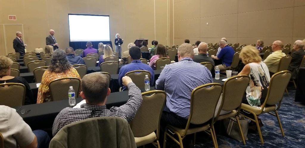 PartnerSource4U's tweet photo. "People need to feel that they are being treated fairly." In break-out sessions this morning, attendees of the #PartnerSource Employers' Conference talked about care for #injuredworkers and how specific industry challenges are being addressed. #workerscomp #riskmanagement https://t.co/vJSUqjILYH