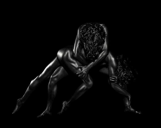 michelleroy's tweet photo. The gallery has invited five panelists to speak on the Alchemy series, figurative photography and nudity in art in the #MeToo era. It promises to be a candid and compelling conversation. Details below.

Suzee Skwiot, Managing Editor, Host &amp; Producer, Ado… https://t.co/lpFqKYkL8A https://t.co/HG7omanMgf