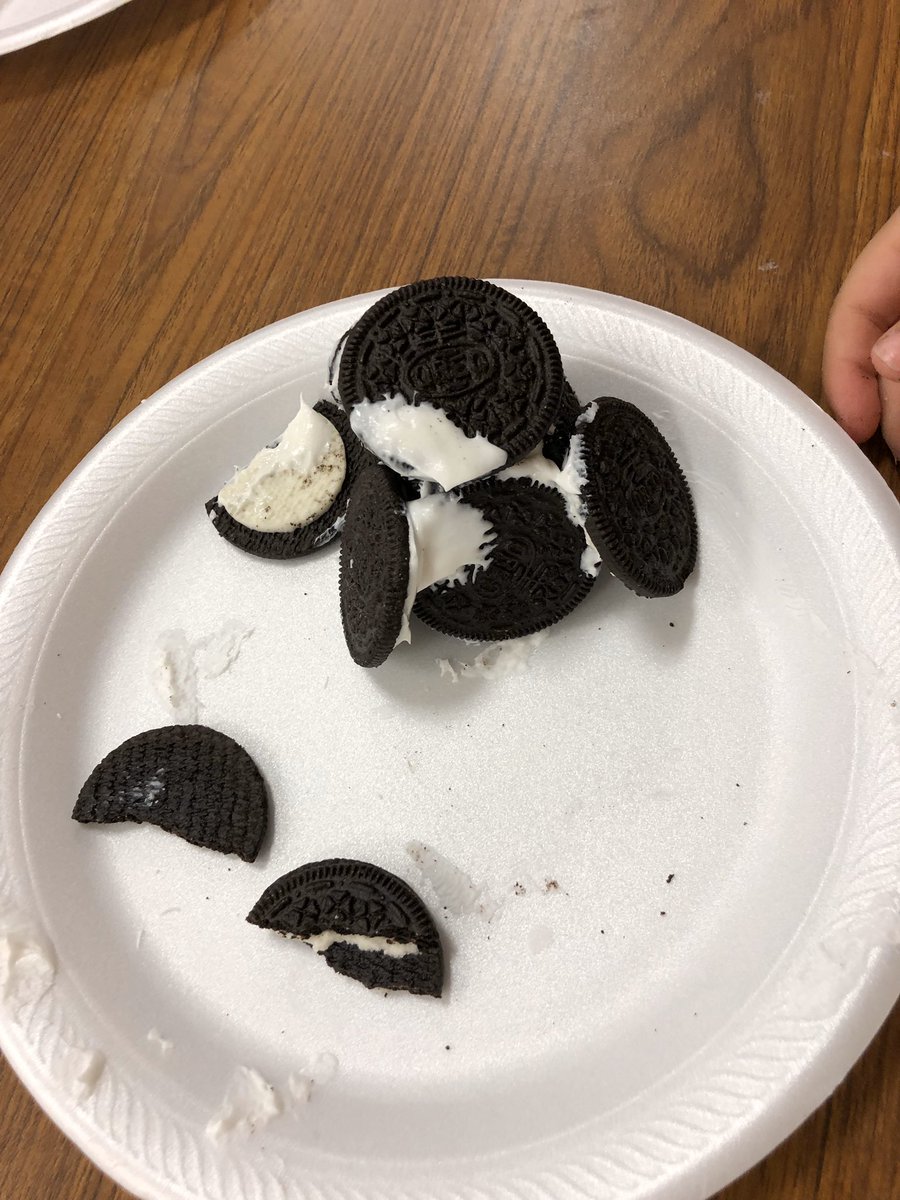 crpals's tweet photo. PALS are already doing super fun activities with PALEES! This one was Oreo Towers!! 🏙 https://t.co/LWl9lrT0ld