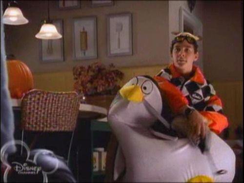 ChildhoodShows's tweet photo. I feel sorry for kids who will never get to see the old Disney Channel shows Halloween episodes https://t.co/DDl5DBx8Ks