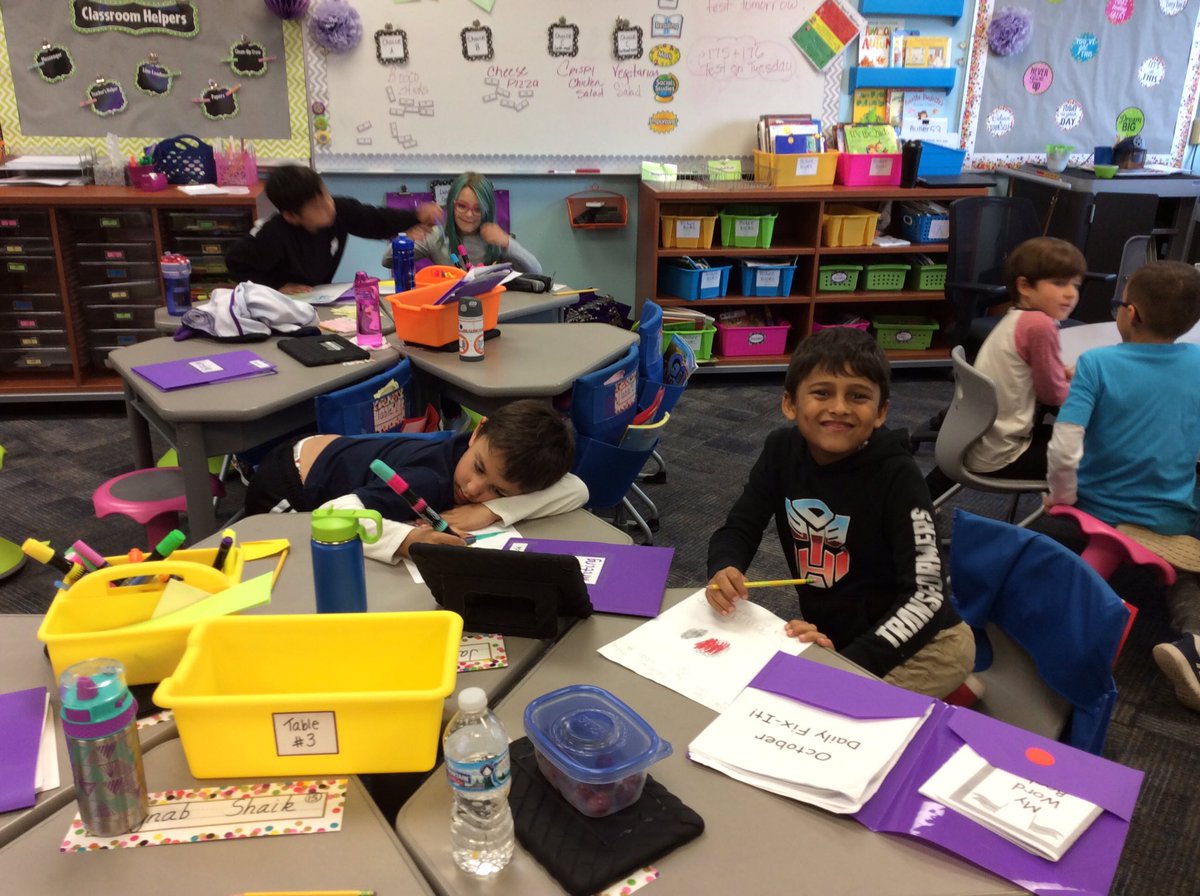 2JBrookForest's tweet photo. The authors in 2J love creating books together! I’m so proud of all their efforts.#d53learns https://t.co/akBcQUCtUI
